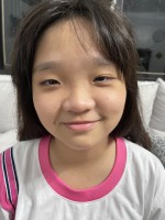 李姿穎-大頭照