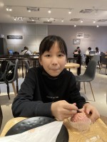 陳梨紗-大頭照