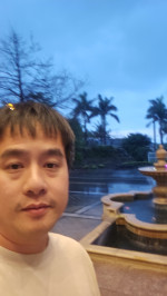 施允中-大頭照